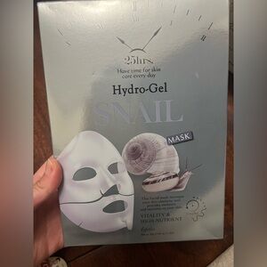 Vitality Boost | Hydro-Gel Snail Mask from Esfolio – 0.99 fl oz (8 Pack)